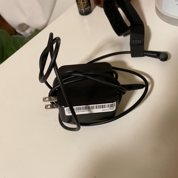 Lenovo Ideapad Laptop - Picture 10 of 15